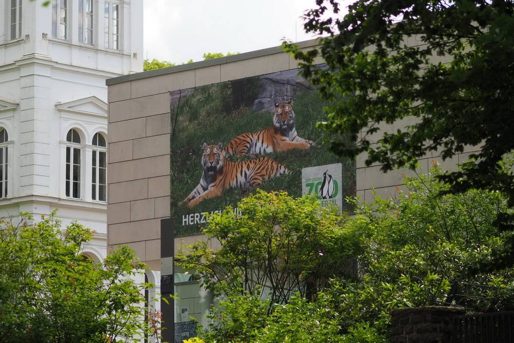  Der Eingangsbereich des Wuppertaler Zoos. 