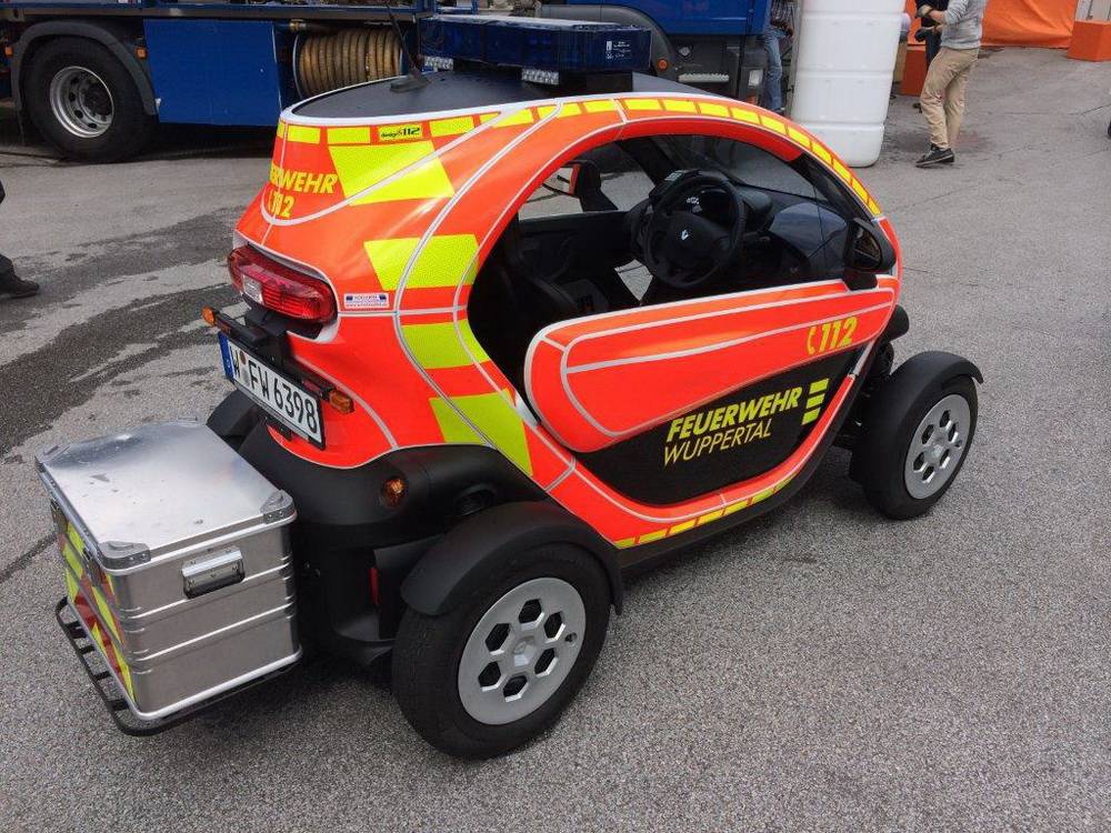  Der kleine Elektro-Flitzer der Feuerwehr ist am Sonntag bei der Junior Uni zu bestaunen.  