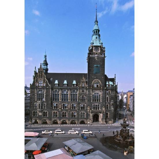 Bald ein "Historisches Rathaus Elberfeld"?