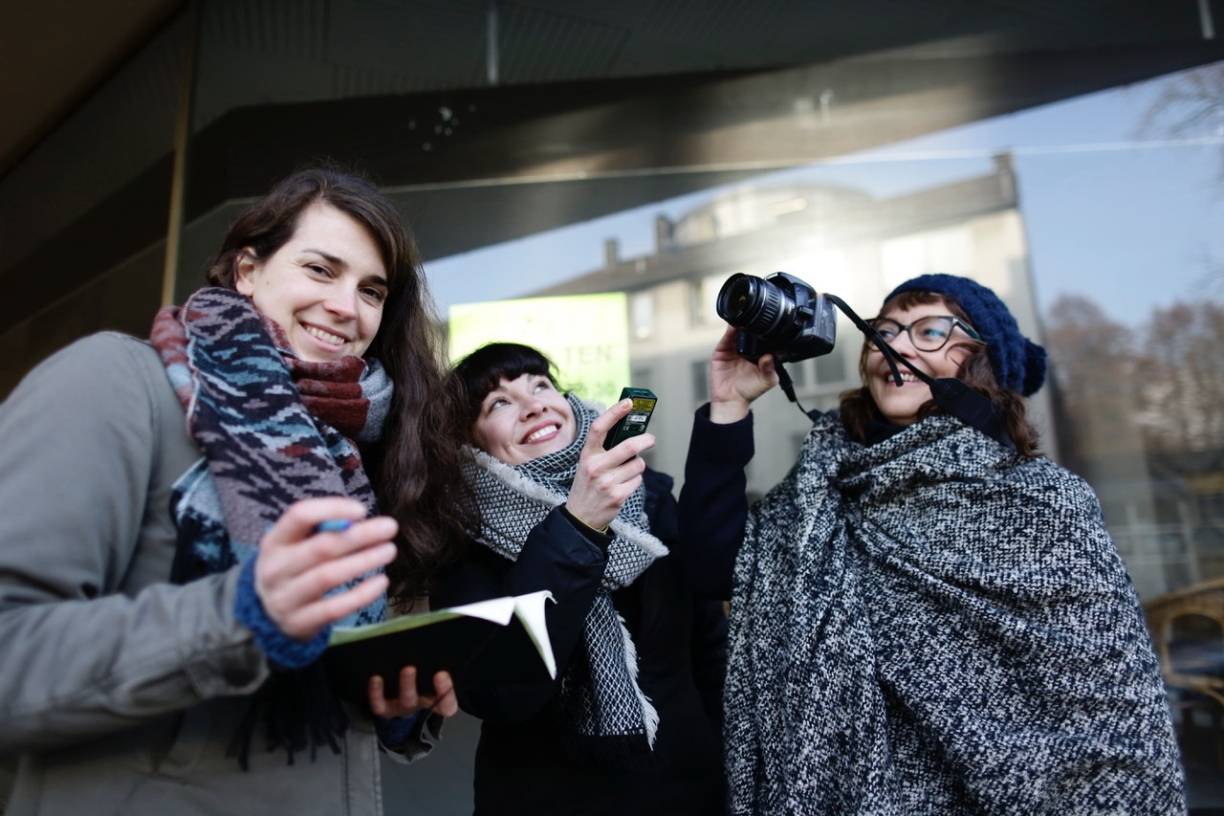  Mandy Wiegand, Nelly Köster und Dagmar Beilmann (v.l.) sind auf der Suche nach Geschichten. 