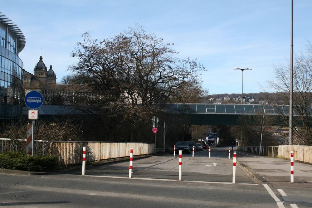 Sie ist doch noch da...