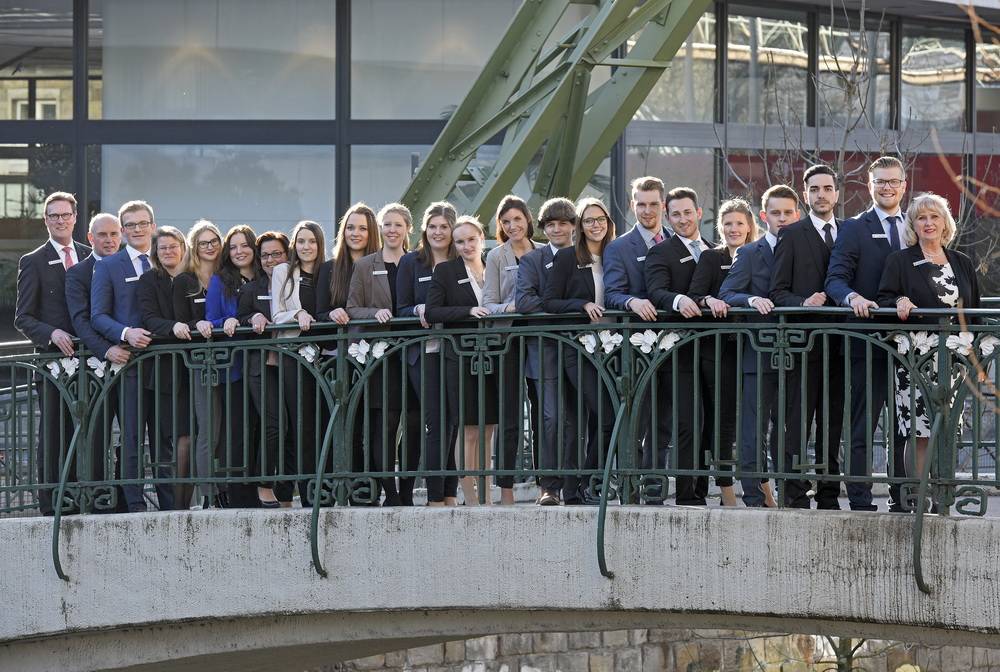 Sparkasse übernimmt 18 Azubis