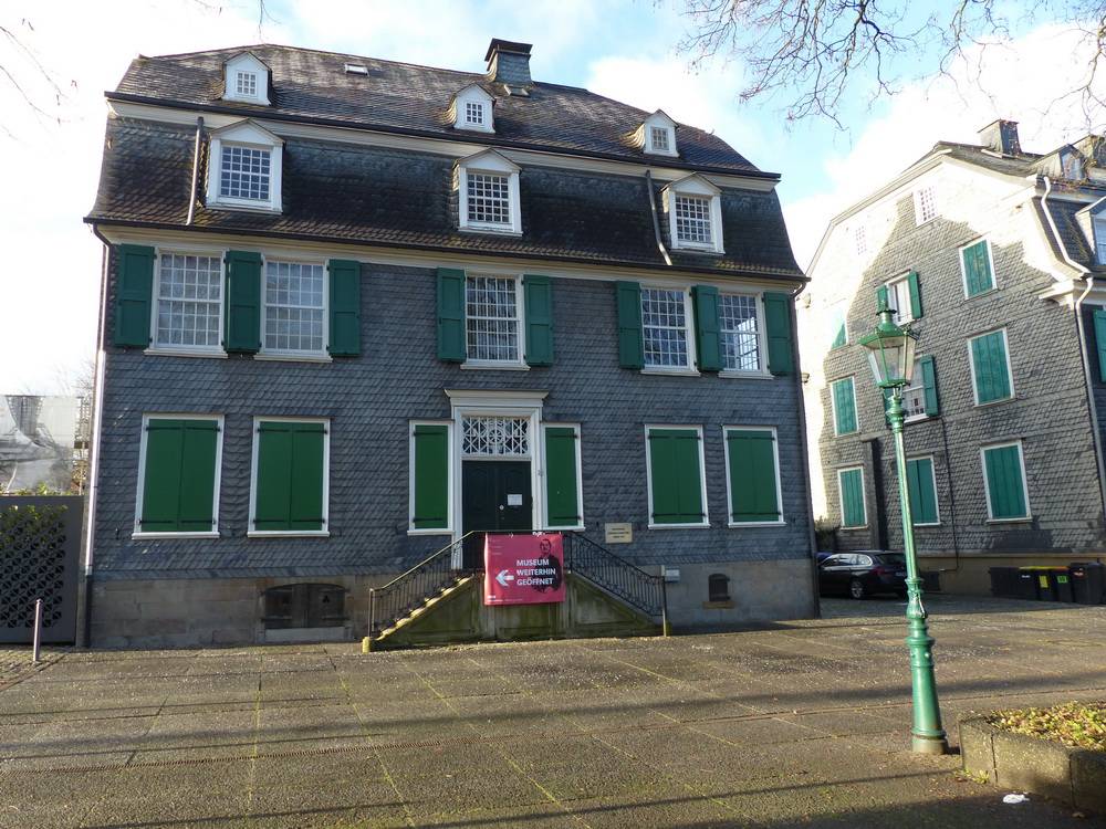 Ein großes Engels-Ensemble