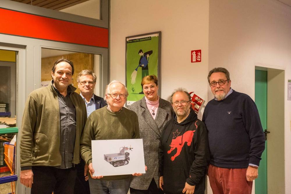 Raupe für den Essenstransport