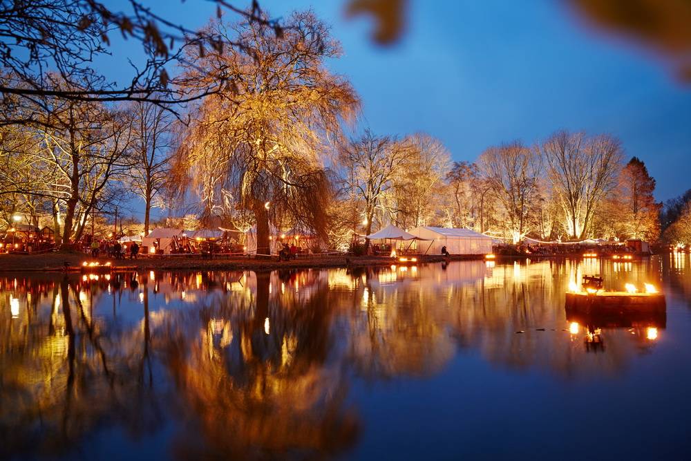  Was für ein Hinguecker - der illuminierte See. 