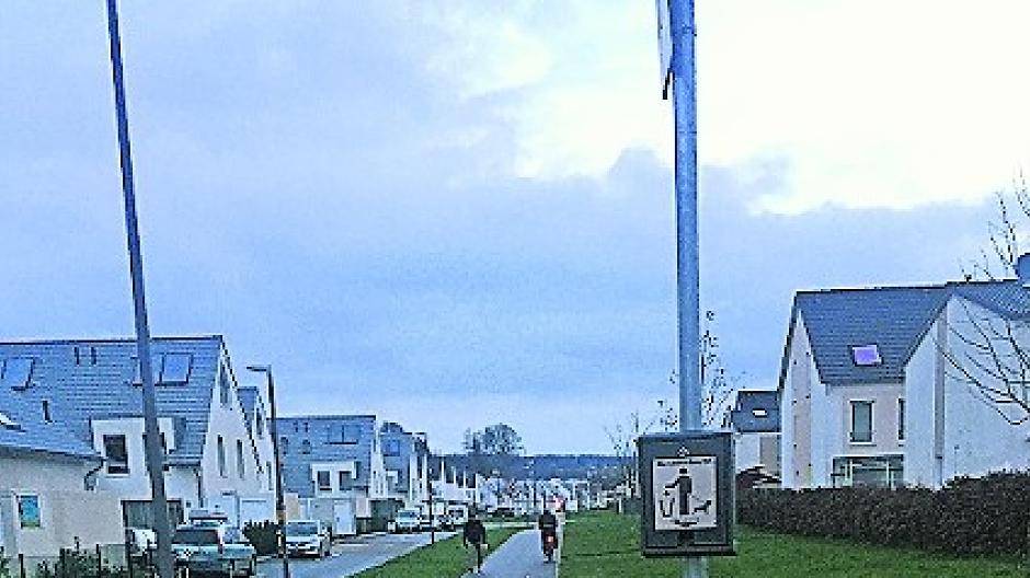  Nach Anruf der Rundschau sorgten die ESW sofort für neue Mülleimer. 