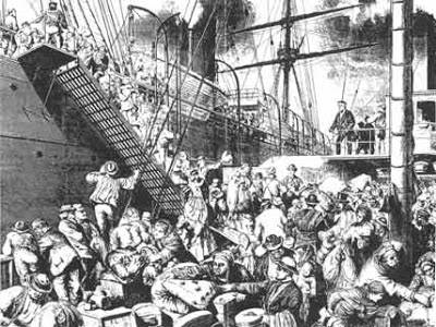  Schreckliche Massenszenen war auch in früheren Jahrhunderten - beispielsweise wenn es darum ging, an Bord eines Auswandererschiffes zu gelangen - an der Tagesordnung.  