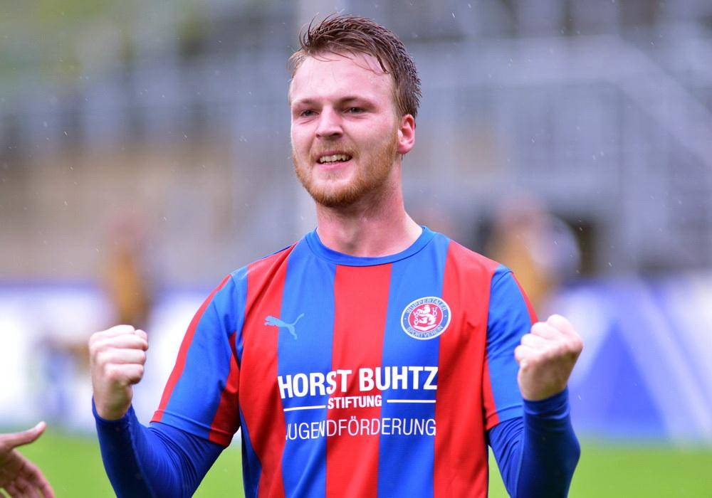  WSV-Innenverteidiger Lukas Fedler. 