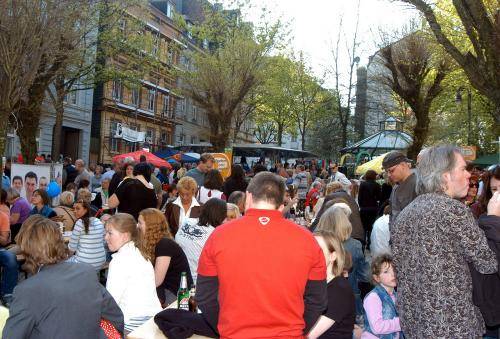  Das Ölbergfest zieht jedes Jahr Tausende Besucher an. 