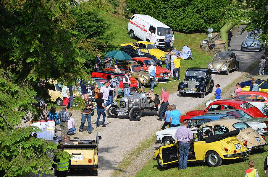 Schätzchen im Grünen