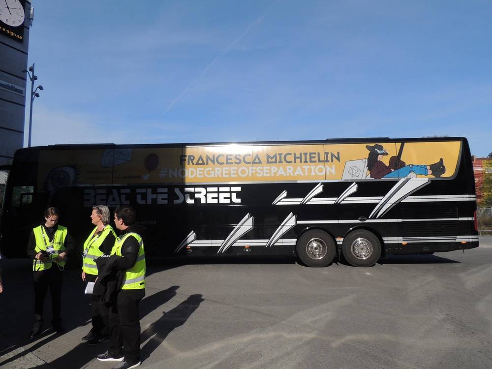  Der Tour-Bus bei der Ankunft in Stockholm. 