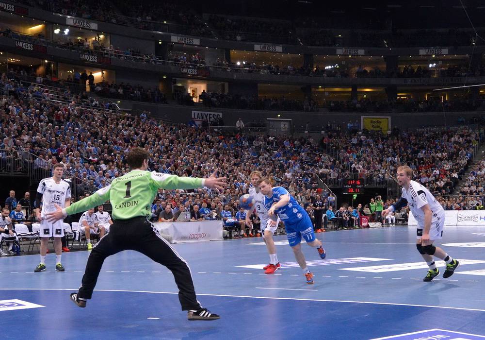  Eine imposante Kulisse. 