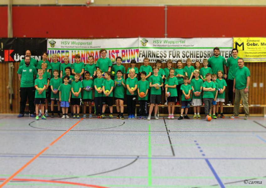  Der HSV Wuppertal hat sein zweites Handball-Herbstcamp in der Sporthalle Kothen in Unterbarmen veranstaltet. Eingeladen waren Mädchen und Jungen im Alter von 7 bis 14 Jahren.  