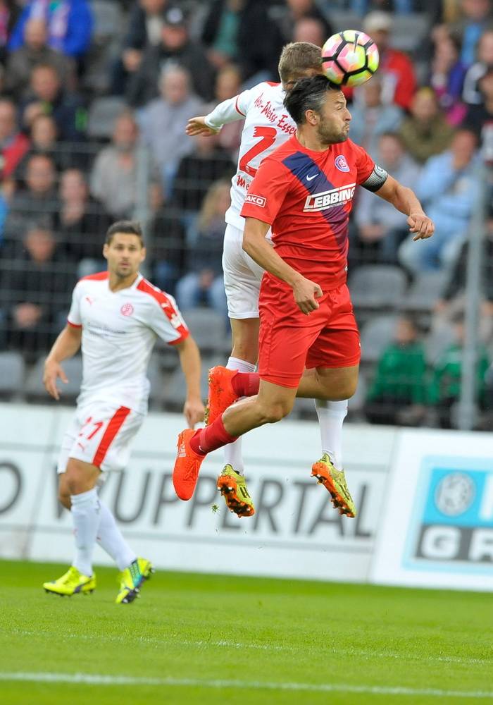 Voller Einsatz: WSV-Kapitän Gaetano Manno.