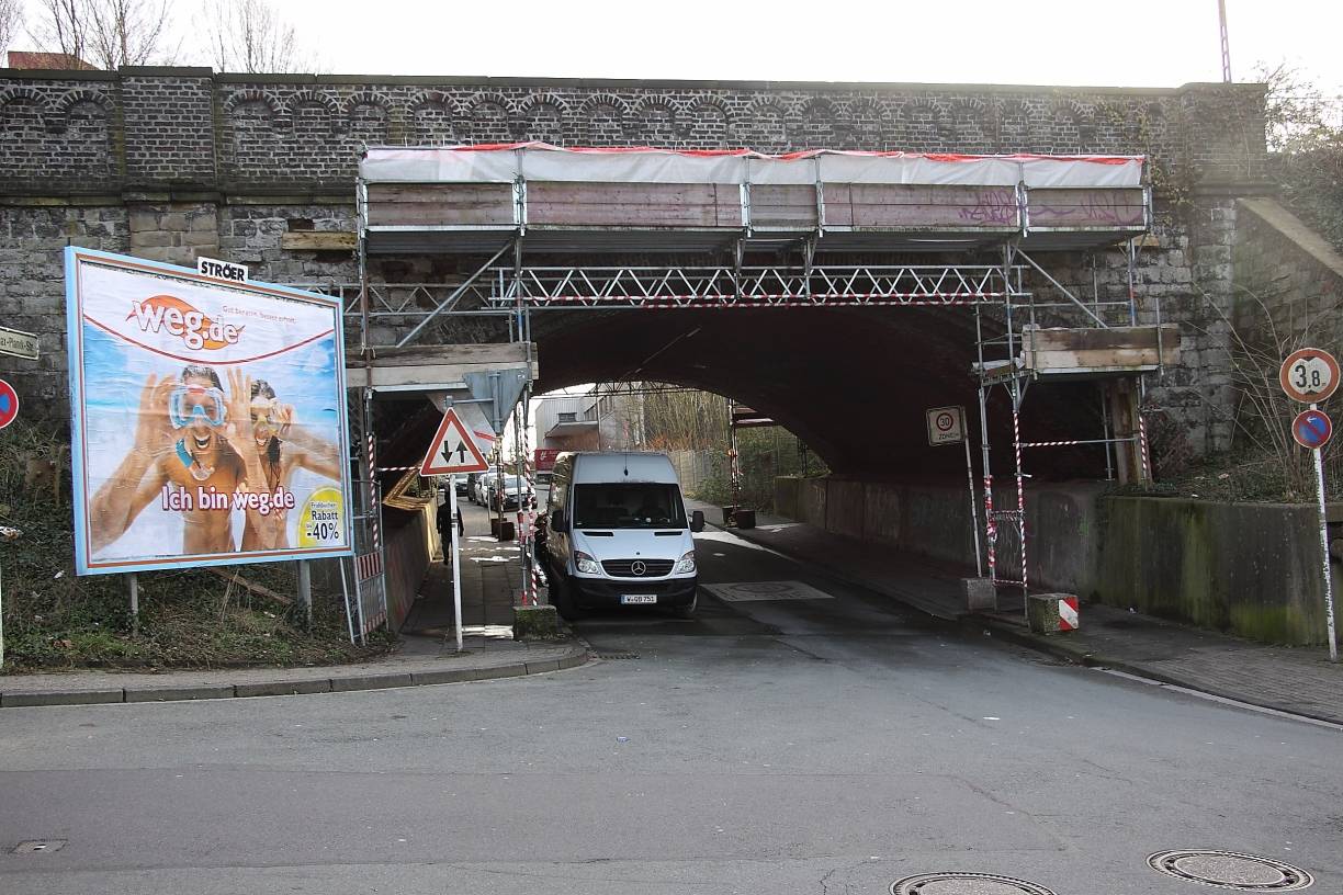 Max-Planck-Straße: Brückenbau startet