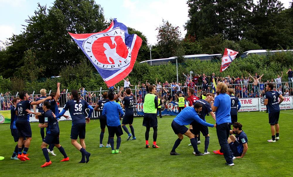 Der Jubel mit den Fans.