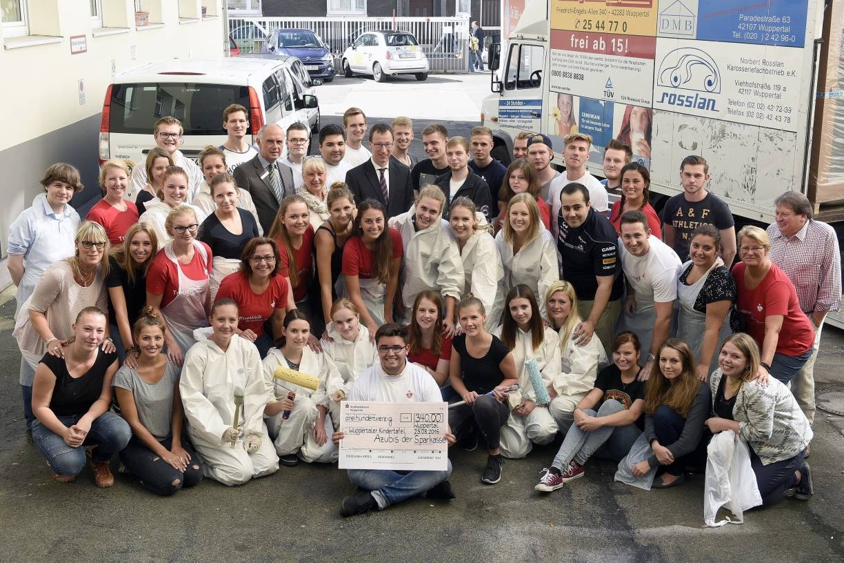  Diese Azubis engagieren sich gerne für den guten Zweck.  