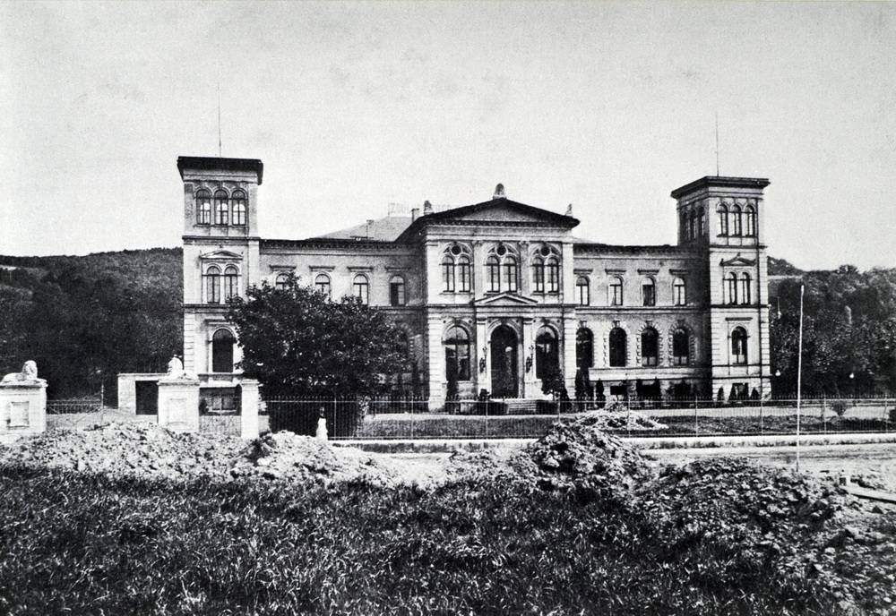  Die Historische Zoo-Gaststätte um 1880. 