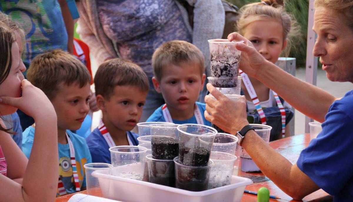 Riesenandrang der kleinen und großen Forscher
