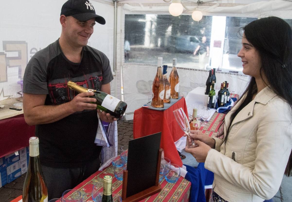 Mit Bildern: Leckerer Käse, süffige Weine