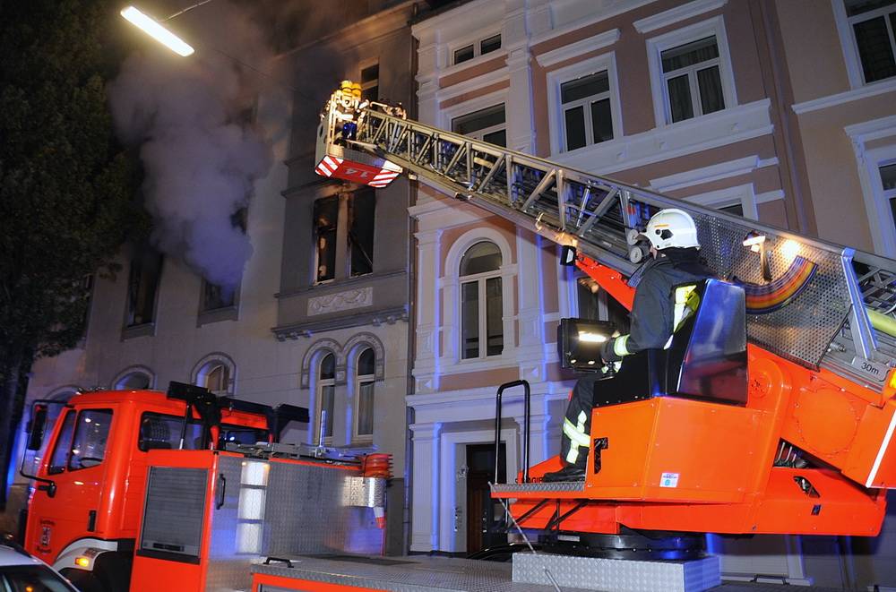 Feuer: Sprung aus dem Fenster
