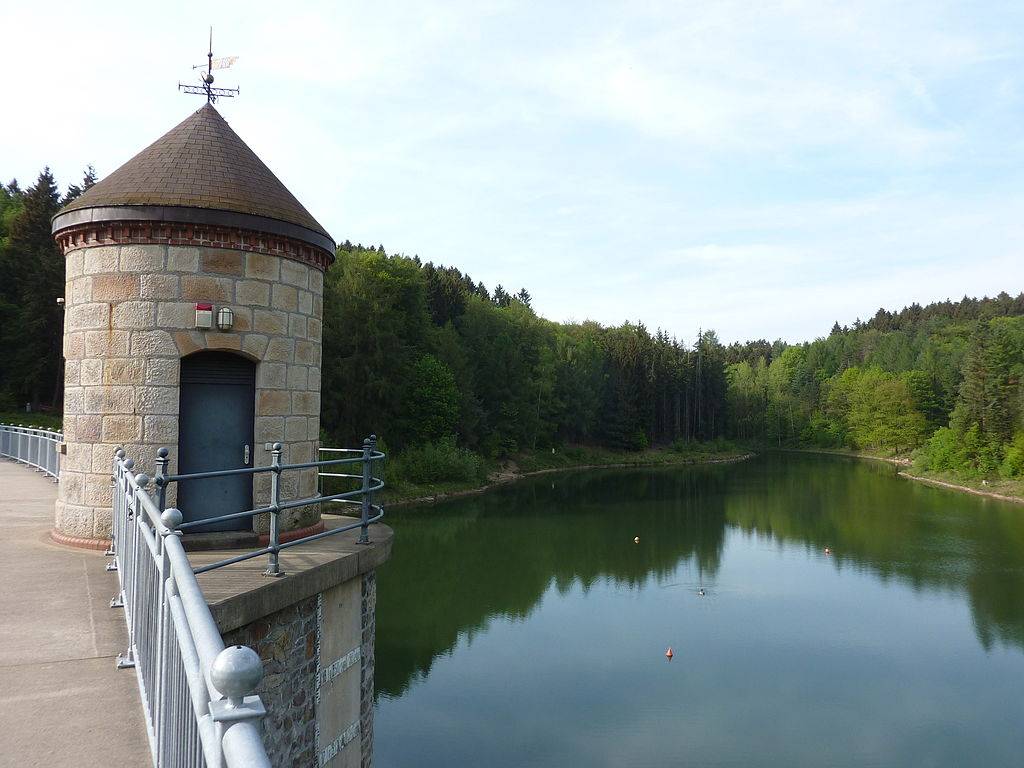  Die Ronsdorfer Talsperre. 