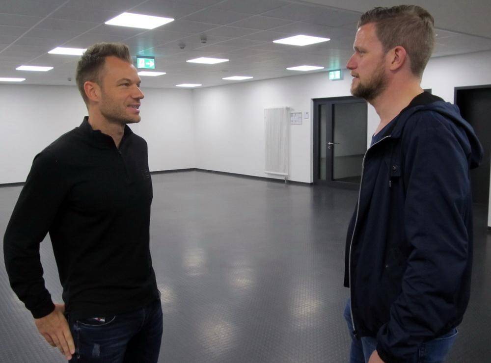  Sportdirektor Manuel Bölstler (li.) und Trainer Stefan Vollmerhausen. 
