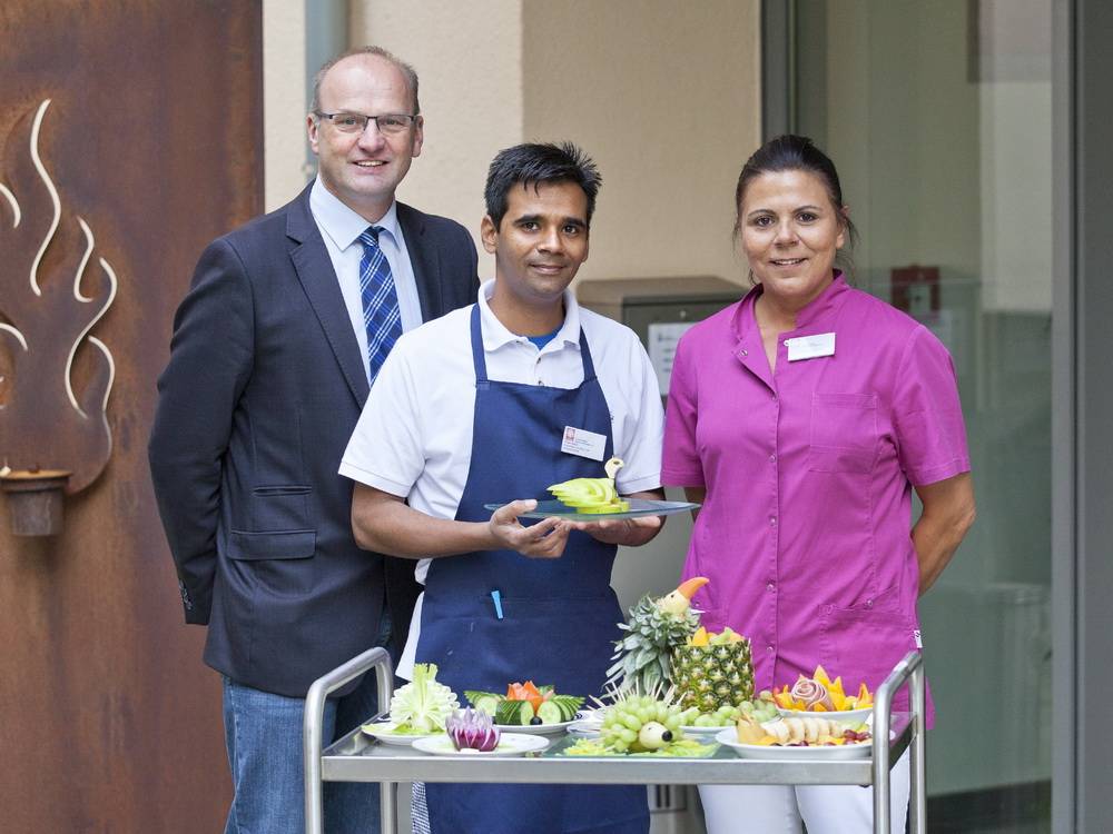  Rainer Keßler und Antje Voß sind glücklich, Peter Rahul (Mi.) im Team zu haben. 