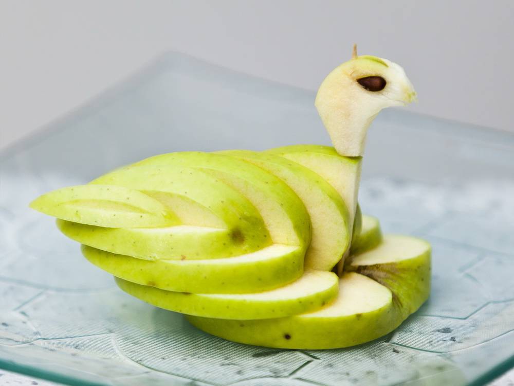  Ein tierischer Apfel. 