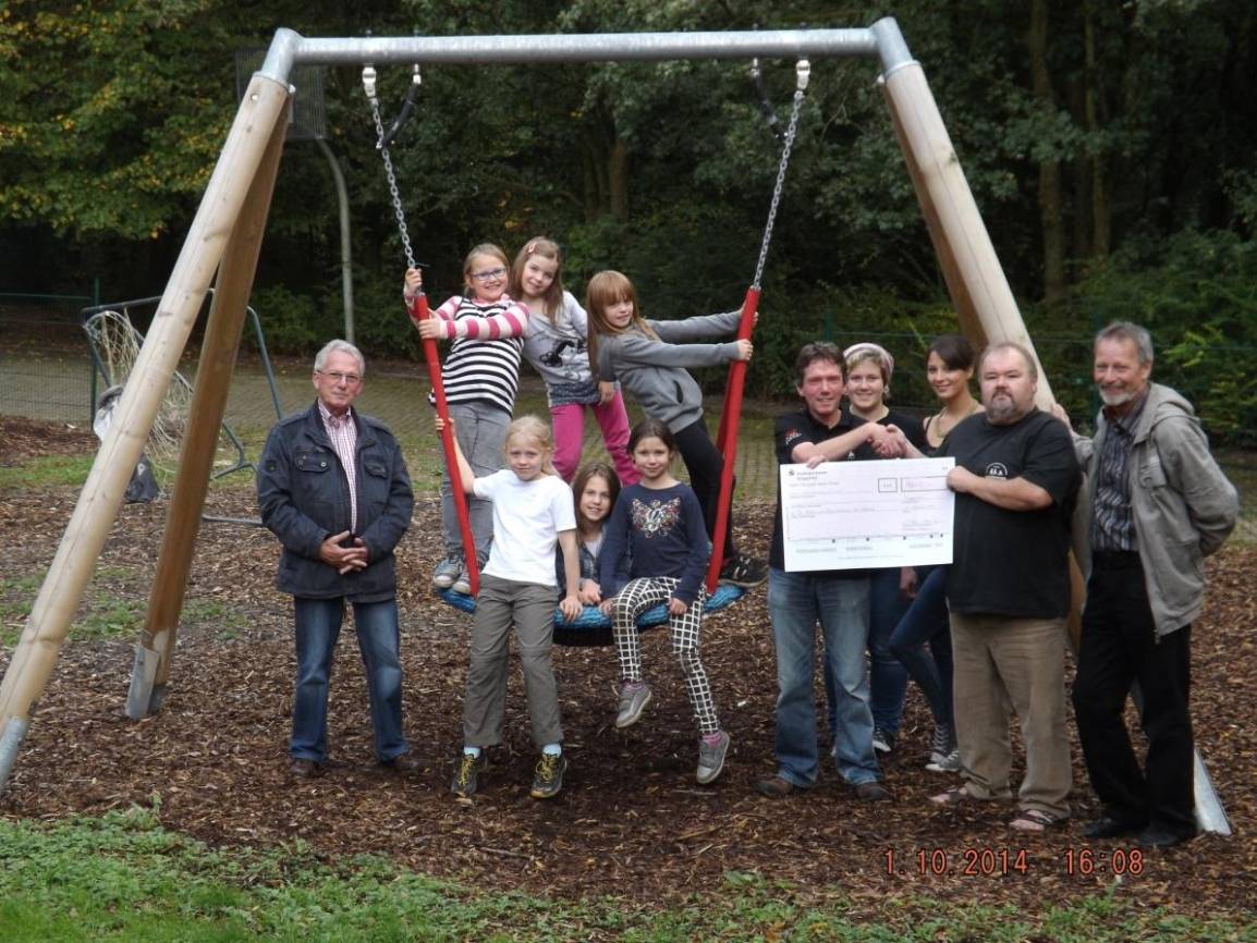 Eckbusch: Spielplatz wird schöner