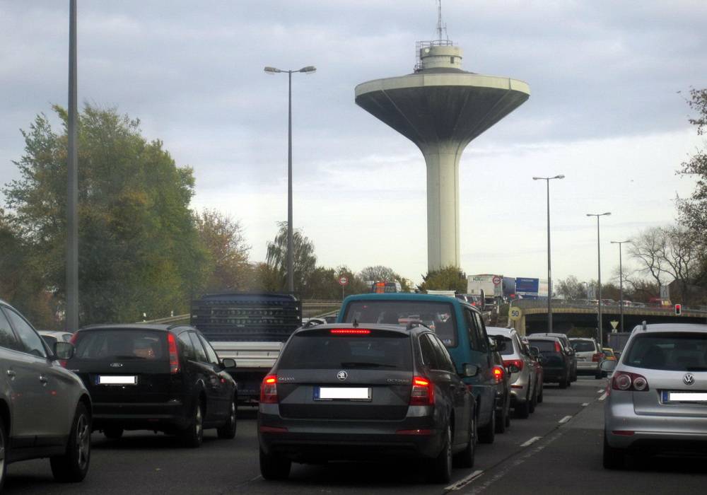  Die Autofahrer mussten im Herbst 2014 jede Menge Geduld und Zeit aufbringen. 