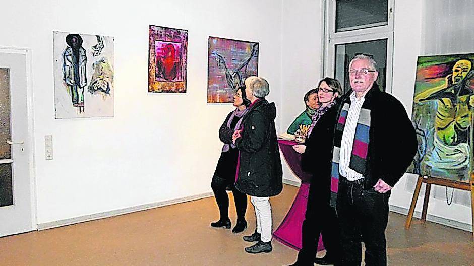  Im Bild von rechts: Reinhold Spratte, Heike Ernsting, im Bild hinten: Frau Müller, Anke Herzog, Pfarrerin Katharina Pött. 