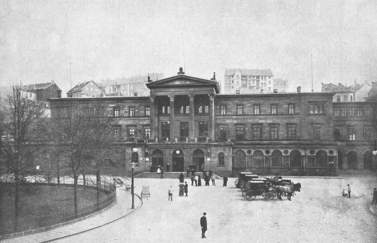 So sah der Bahnhof damals aus