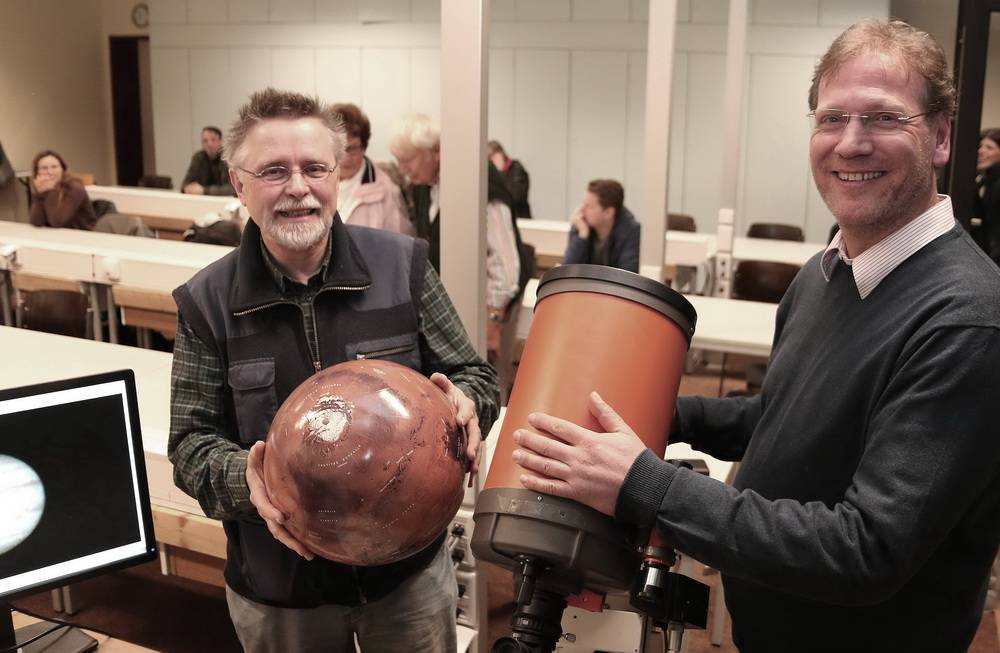 Sonnenfinsternis im Blick