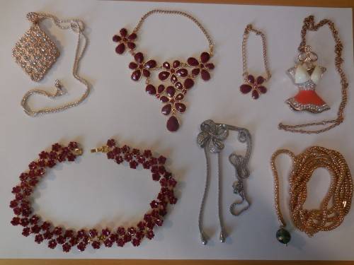 Wem gehört der Schmuck?