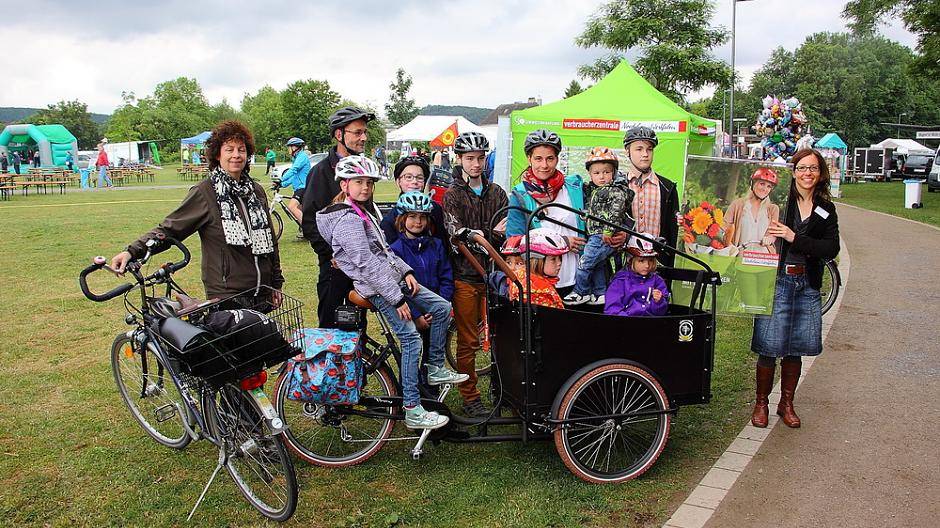 Auch per Fahrrad, insbesondere per E-Bike, lassen sich kleine und größere Lasten wie...