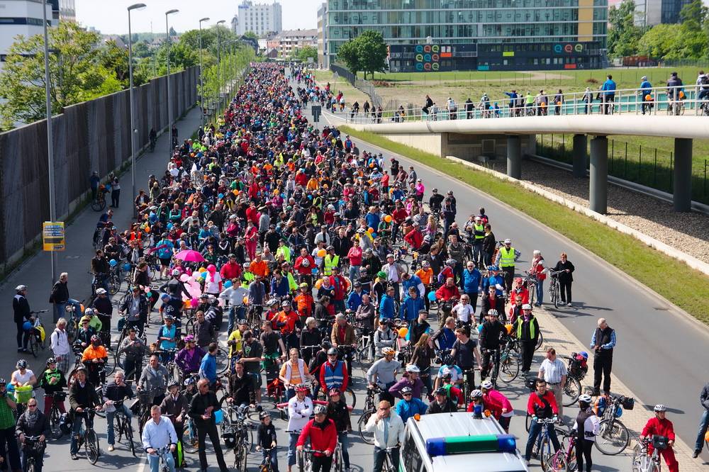  Auf zwei statt vier Rädern geht es nach Düsseldorf. 