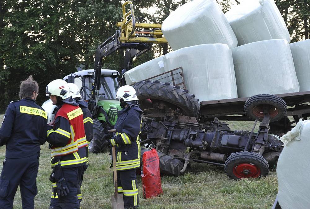  Der Trekker wurde schwer beschädigt. 