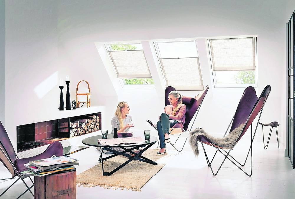  Dachfenster sorgen für natürliches Licht. 