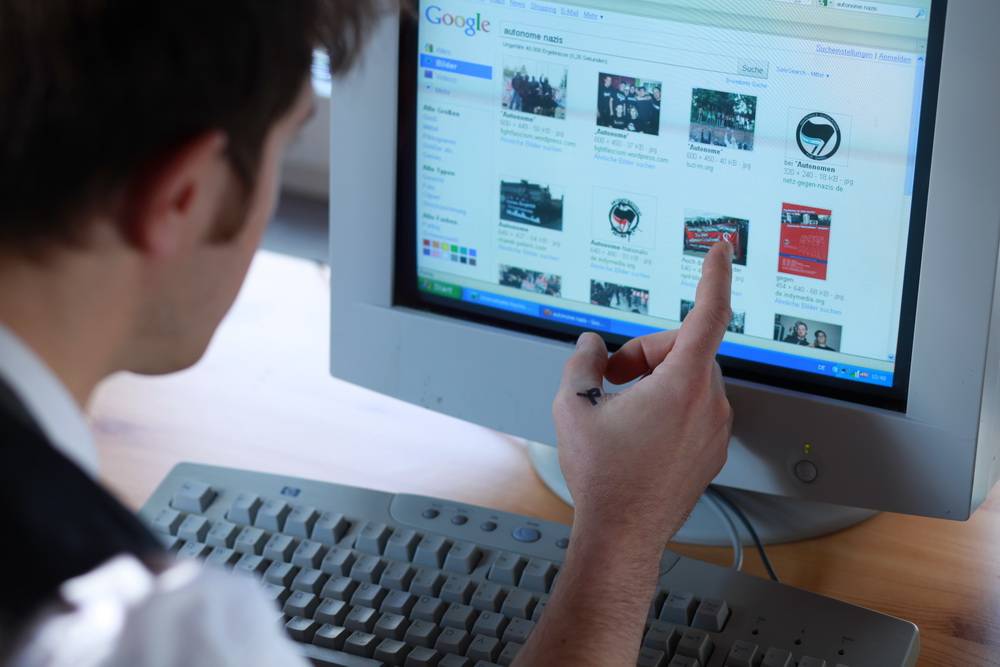 Cybermobbing, Urheberrecht, illegale Downloads