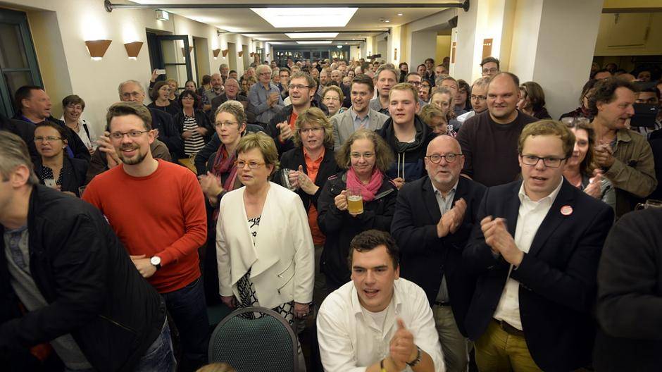 Die Mucke-Anhänger bejubelten die eintrudelten...