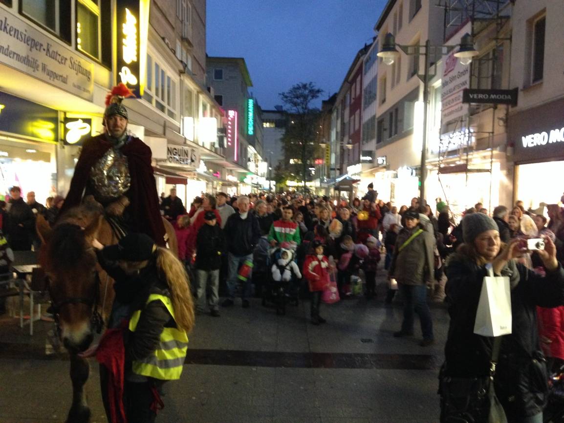  Viel los war 2013 bei der Premiere auf dem Werth. 