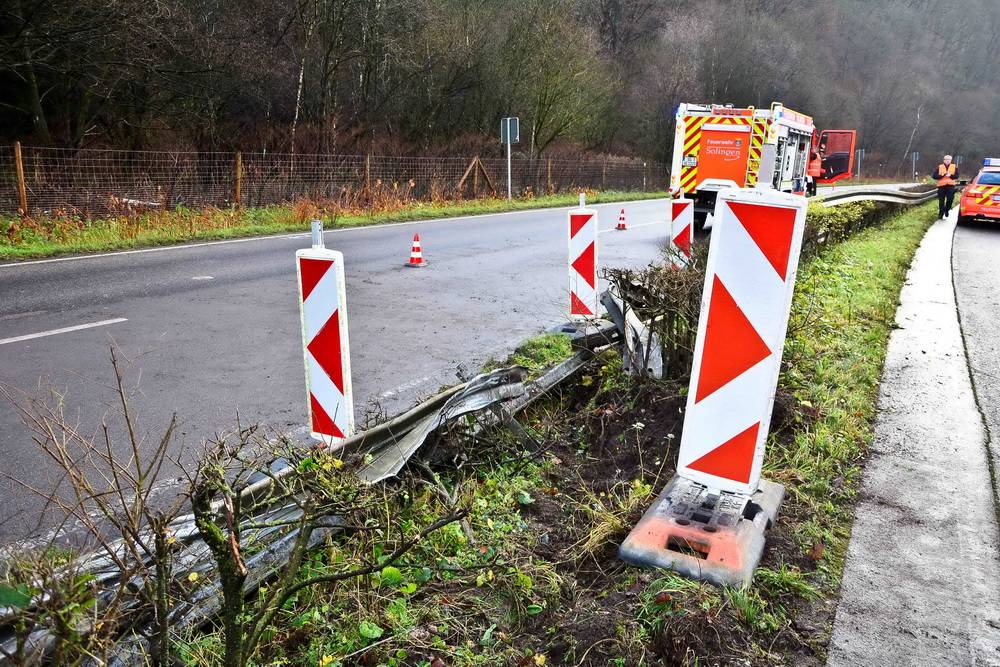  Am Wagen selbst entstand eher geringer Sachschaden. 