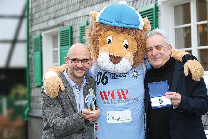 Ein Maskottchen in der Box