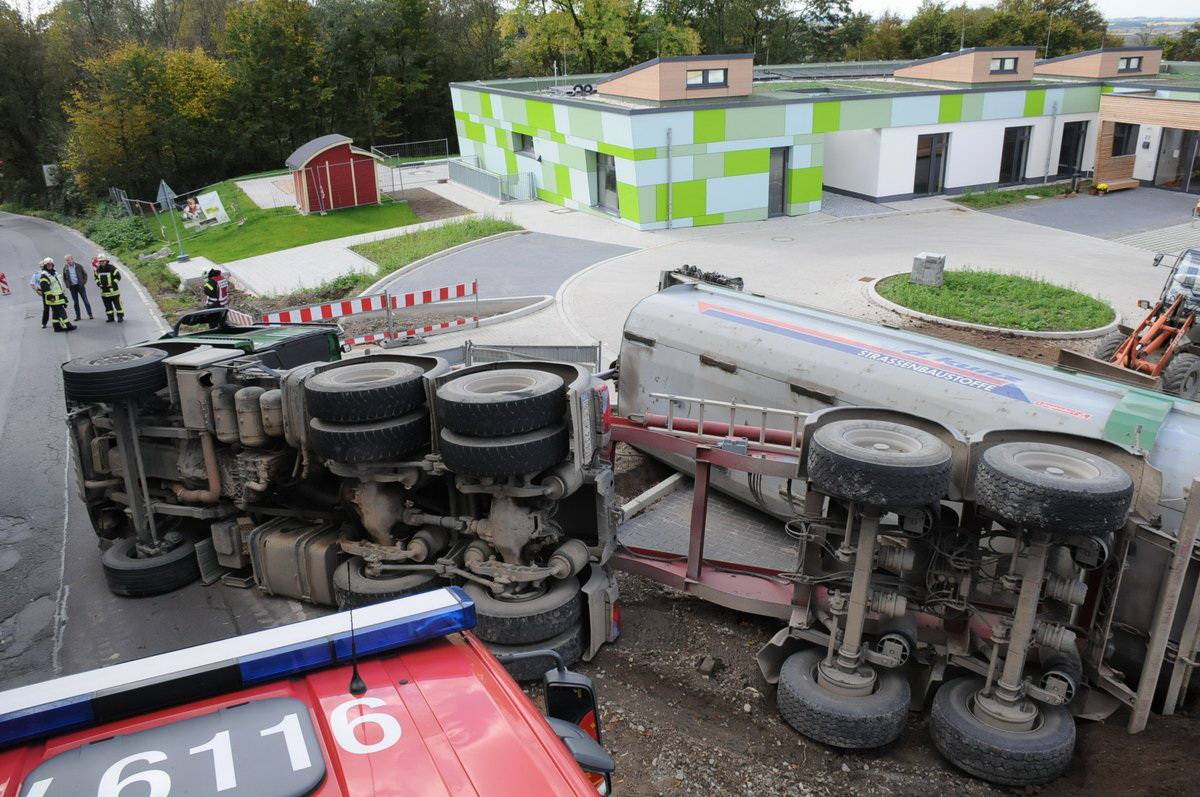  Die Bergung ist aufwändig. 