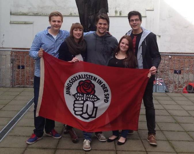 Jusos bestätigen Hobusch