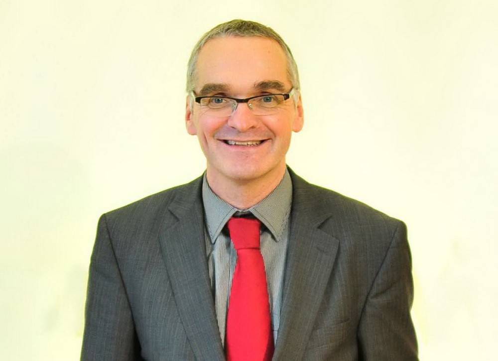  Weiteres Amt: Dietmar Bell. 