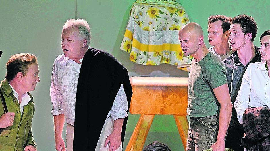  Sechs Herren — und keine schöne Müllerin: Stefan Walz, Miko Greza, Thomas Braus, Uwe Dreysel, Konstantin Shklyar und Daniel F. Kamen (von links). 