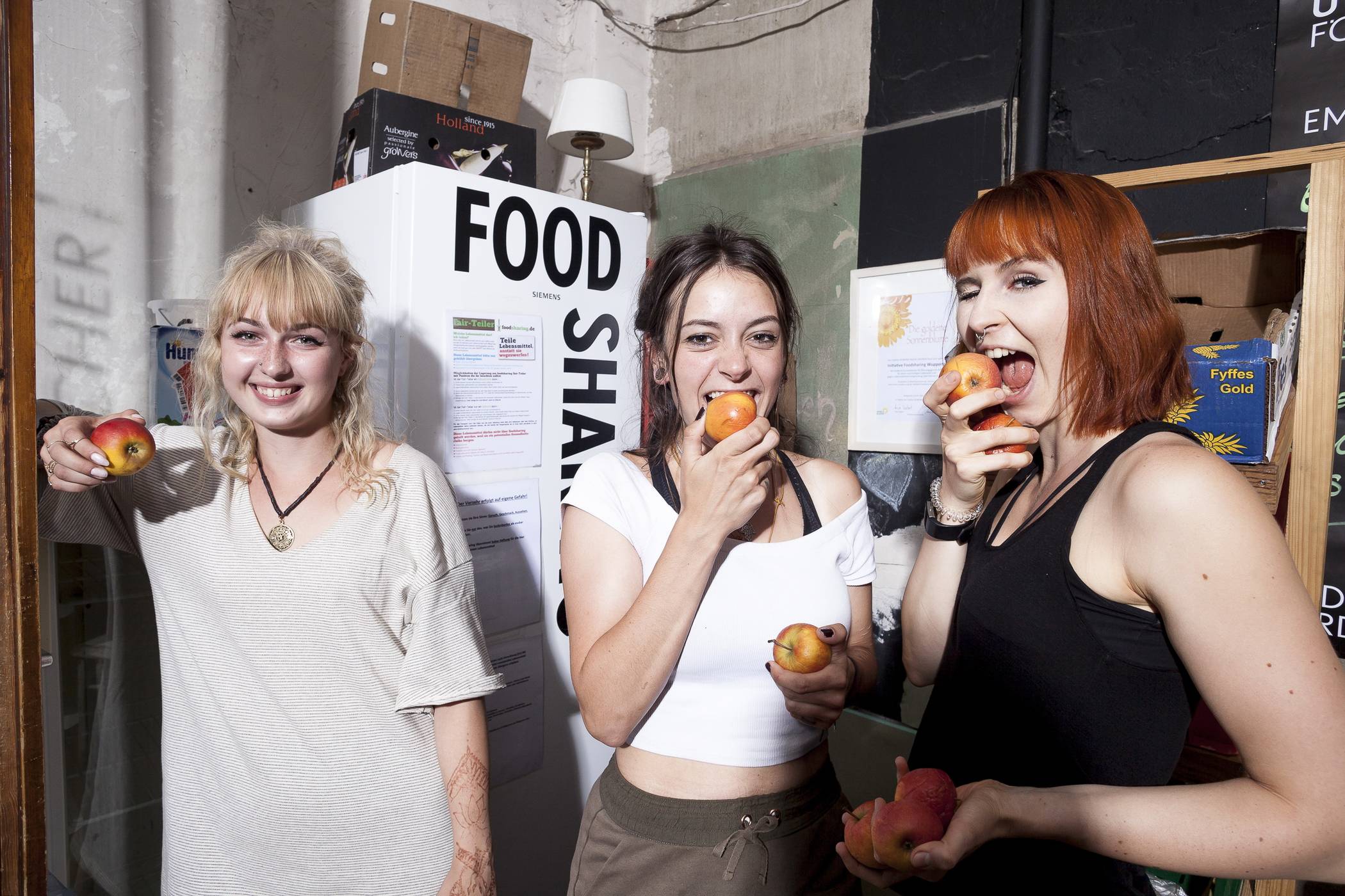  Auch eine gute Idee: Foodsharing im Bahnhof Mirke.  