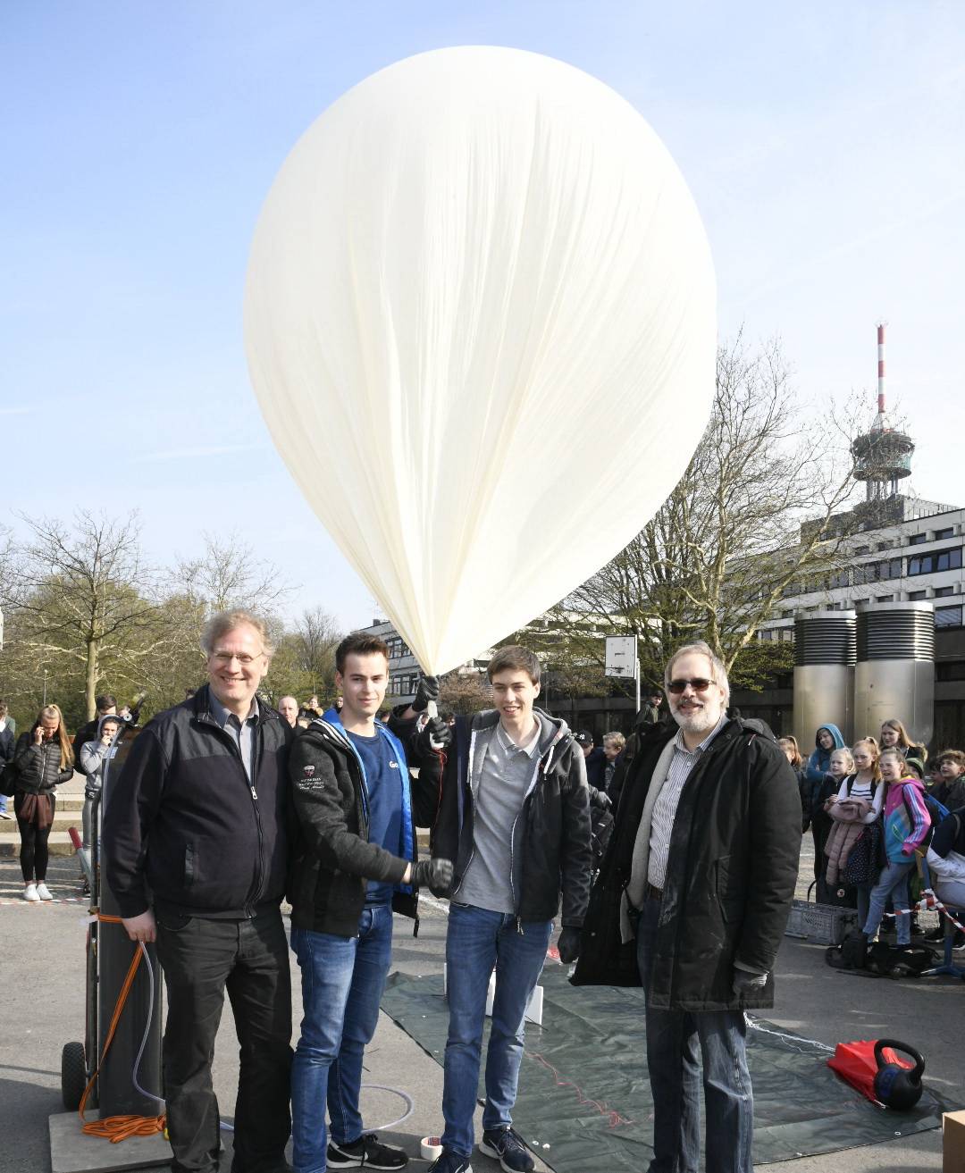 Ballon-Start: Von Küllenhahn in die Stratosphäre?